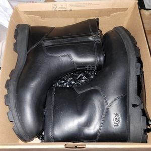 Ugg Kennen Black Leather Boots-Mens